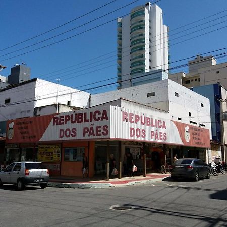 Muito Confortavel - Edificio Praia Das Ostras Guarapari Exteriör bild